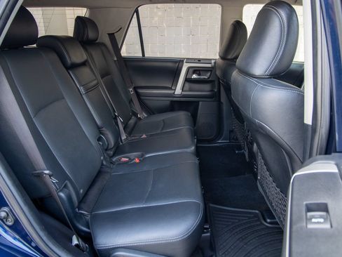 Used 2016 Toyota 4Runner Limited AWD/4WD image 22
