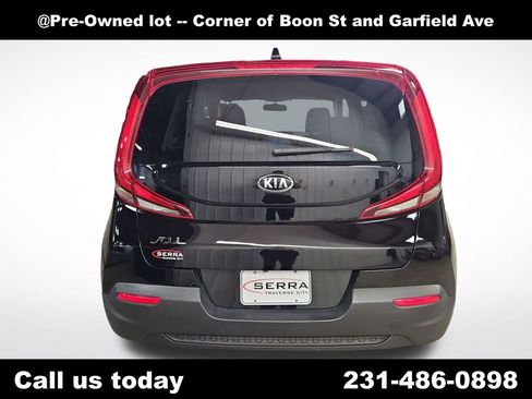 Used 2020 Kia Soul LX FWD image 4