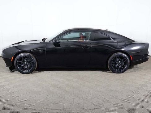 Used 2024 Dodge Charger Daytona R/T w/ Plus Group AWD/4WD image 18