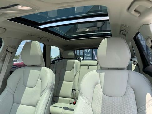 Used 2024 Volvo XC60 B5 Ultimate image 24