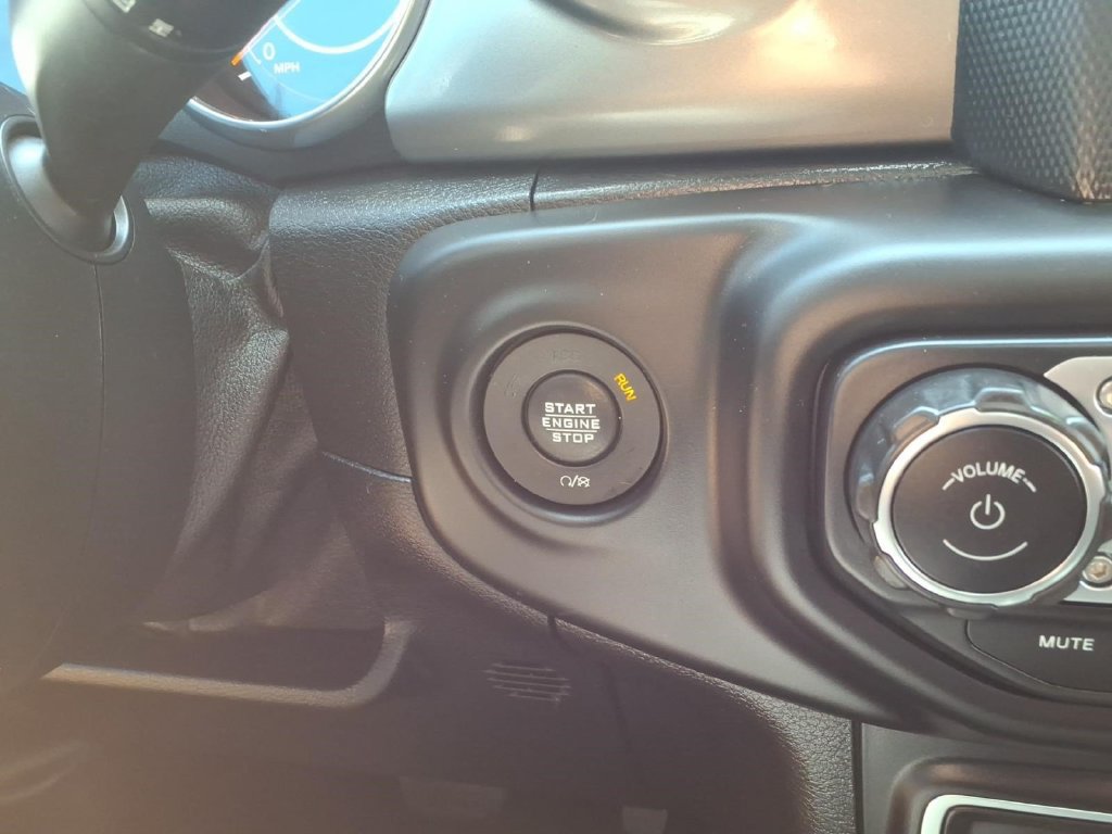 Used 2020 Jeep Gladiator Sport w/ Quick Order Package 24S AWD/4WD image 23