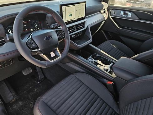 New 2026 Ford Explorer ST-Line w/ ST-Line Street Pack RWD image 29