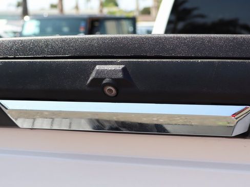 Used 2017 Ford F350 Lariat w/ Chrome Package image 42