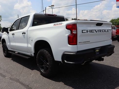 Used 2022 Chevrolet Silverado 1500 LT Trail Boss w/ Bed Protection Package AWD/4WD image 3