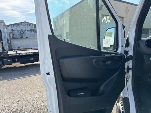 New 2024 Mercedes-Benz Sprinter 3500 image 12
