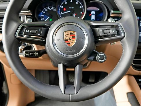 Certified 2026 Porsche Macan AWD/4WD image 20