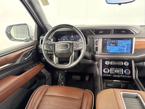 Certified 2024 GMC Yukon Denali Ultimate AWD/4WD image 24