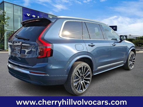 New 2026 Volvo XC90 B6 Plus w/ Protection Package Premier image 5