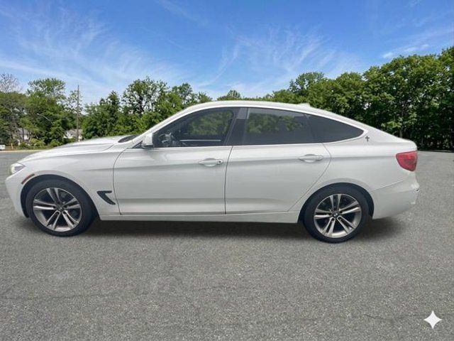 Used 2018 BMW 330i Gran Turismo xDrive AWD/4WD image 5