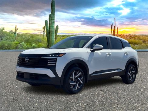 Certified 2025 Nissan Kicks SV image 2