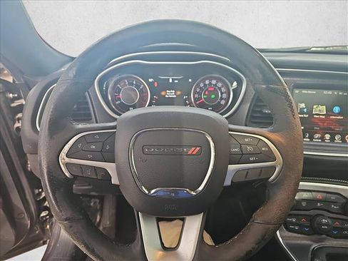 Used 2016 Dodge Challenger R/T Scat Pack w/ Leather Interior Group image 14