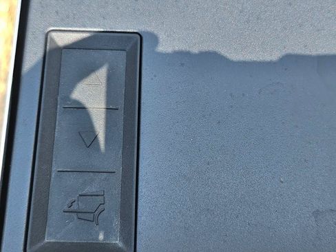 Used 2024 Tesla Cybertruck AWD Crew Cab image 83