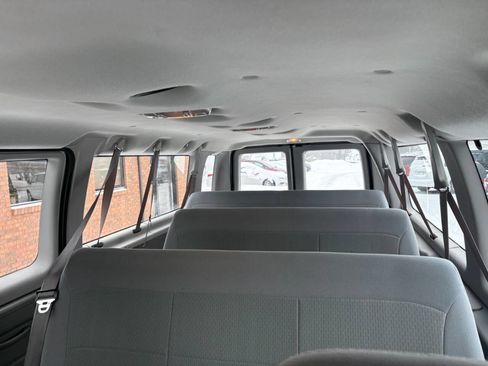 Used 2007 Ford E-350 and Econoline 350 XLT image 20