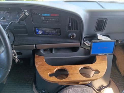 Used 1992 Ford E-350 and Econoline 350 RWD image 22