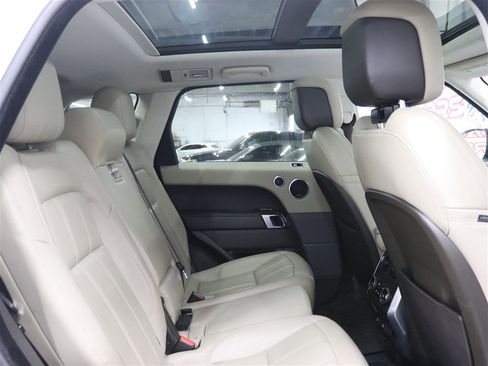 Used 2019 Land Rover Range Rover Sport HSE AWD/4WD image 23