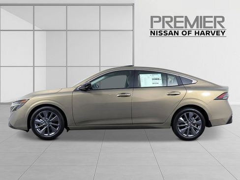 New 2026 Nissan Sentra SL w/ Floor Mat Package image 2