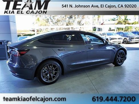 Used 2022 Tesla Model 3 Long Range image 10