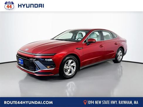 Used 2026 Hyundai Sonata SE FWD image 1