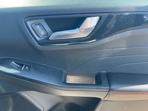 Used 2023 Ford Escape ST-Line image 32