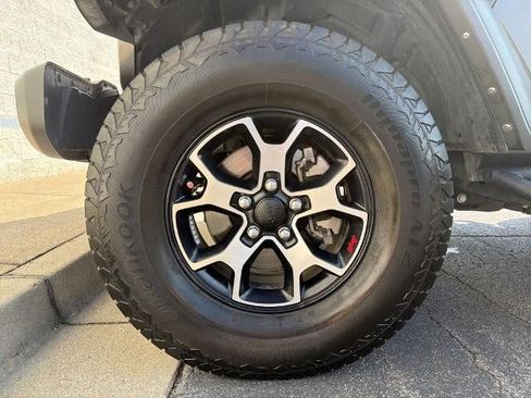 Used 2021 Jeep Wrangler Rubicon AWD/4WD image 11