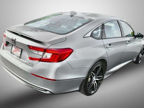 Used 2022 Honda Accord Touring image 7