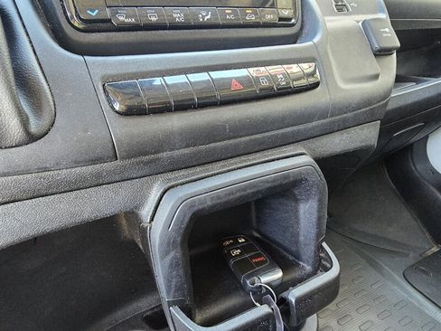 Used 2023 RAM ProMaster 2500 FWD image 25