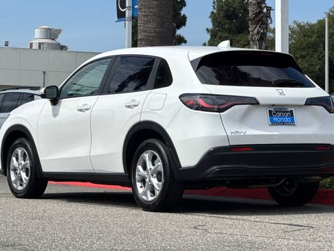 Used 2025 Honda HR-V LX image 3