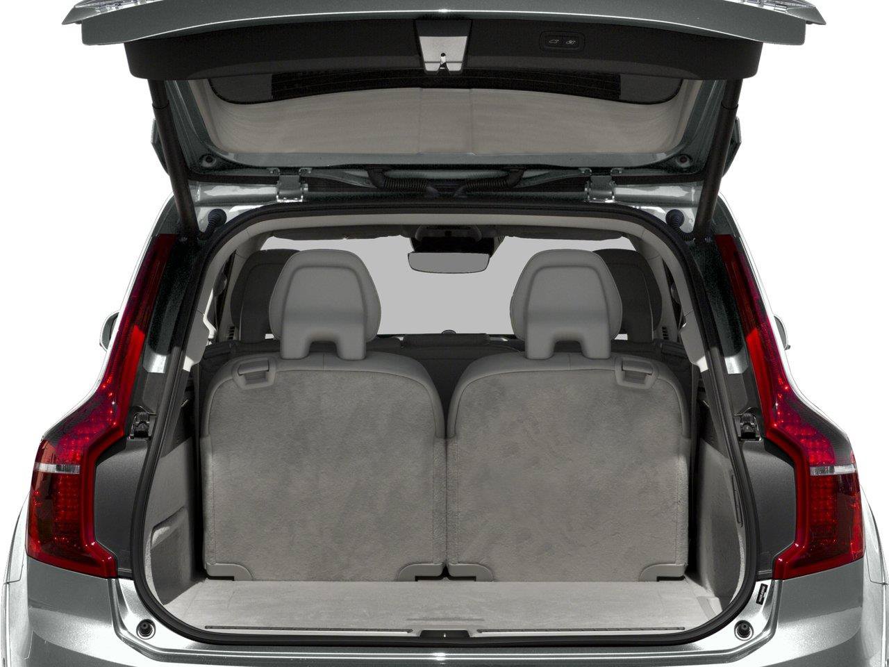 Used 2016 Volvo XC90 T6 Momentum w/ Momentum Plus Package AWD/4WD image 6