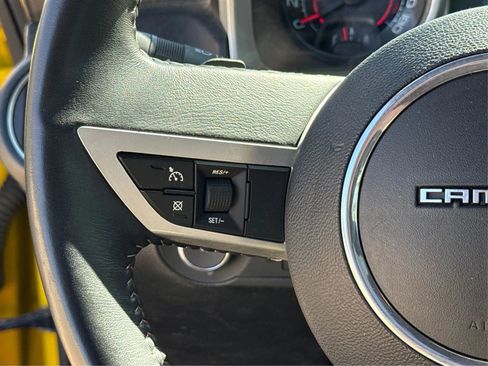 Used 2010 Chevrolet Camaro SS RWD image 30