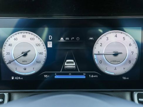 New 2026 Hyundai Elantra Limited FWD image 26