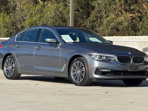 Used 2018 BMW 530e image 6
