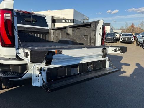 New 2026 GMC Sierra 3500 Denali Ultimate image 33