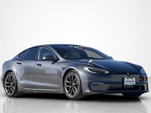 Used 2021 Tesla Model S Plaid image 7