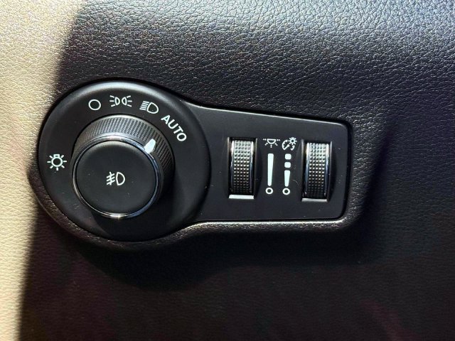 Certified 2022 Jeep Compass Trailhawk AWD/4WD image 21