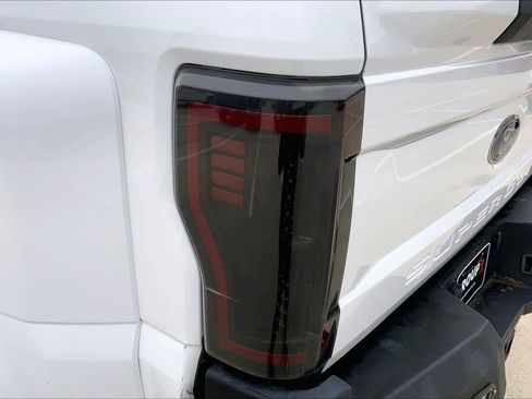 Used 2017 Ford F350 XLT w/ XLT Value Package AWD/4WD image 26