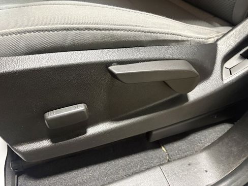 Used 2021 Chevrolet Colorado W/T w/ Custom Special Edition image 20