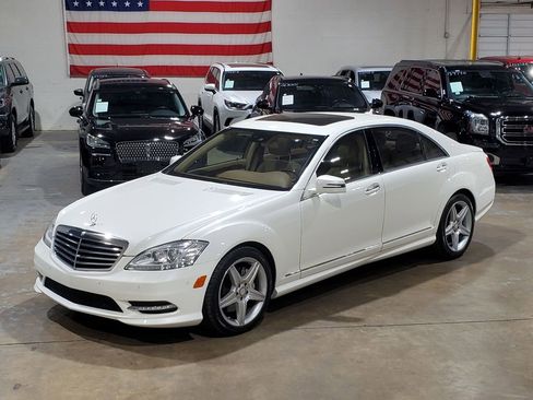Used 2011 Mercedes-Benz S 550 image 38
