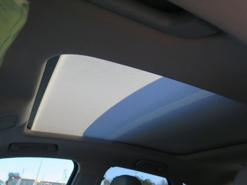 Used 2017 Audi Q3 2.0T Prestige image 10