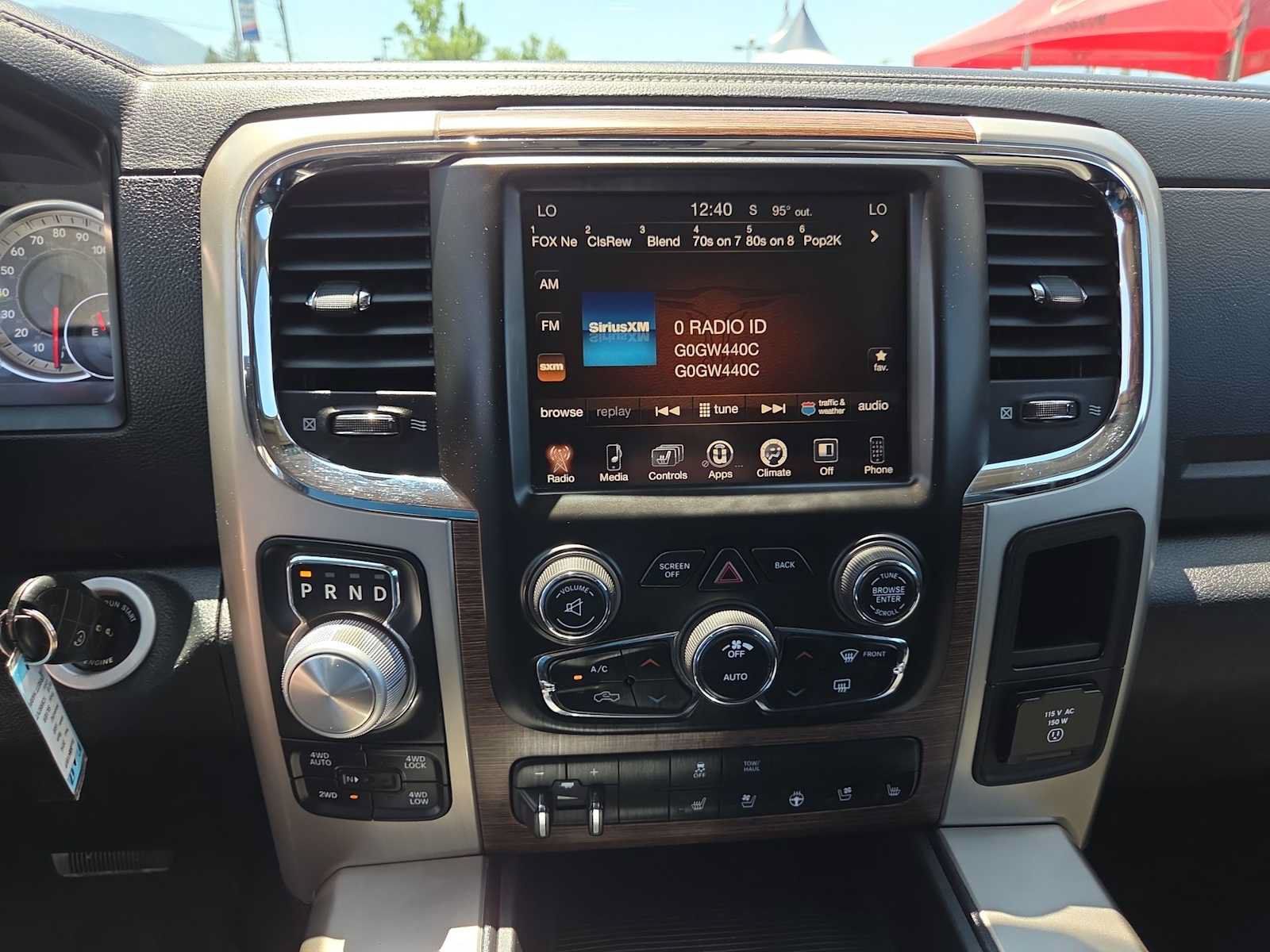 Used 2014 RAM 1500 Laramie AWD/4WD image 24