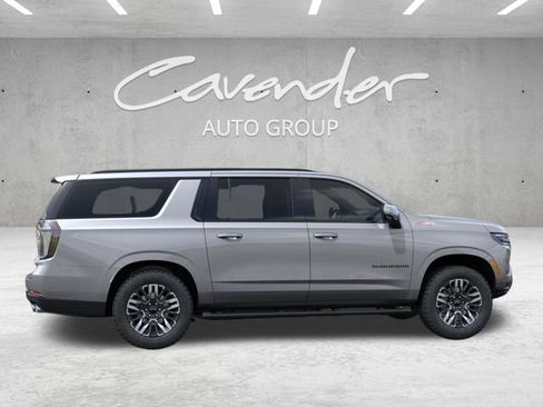 New 2026 Chevrolet Suburban Z71 w/ Z71 Off-Road Package AWD/4WD image 5