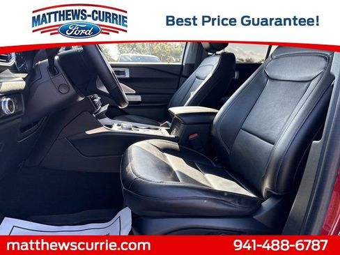 Certified 2023 Ford Explorer Limited w/ Limited Technology Package RWD image 9