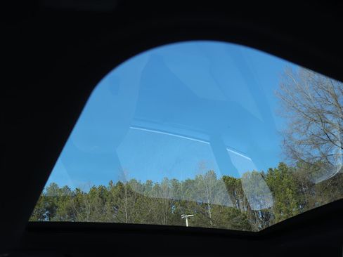 Used 2025 BMW 530i w/ Executive Package image 23