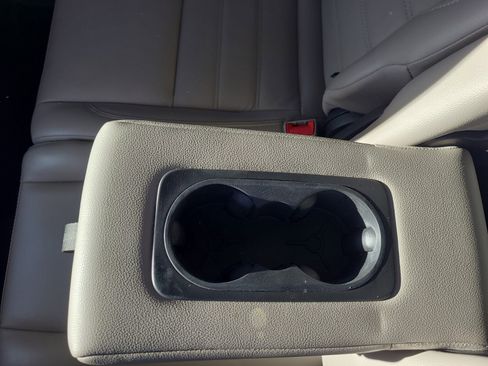 Used 2018 Ford Escape SEL image 11