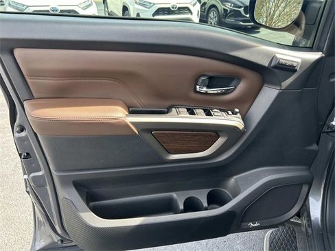 Used 2024 Nissan Titan Platinum Reserve w/ Moonroof Package image 23