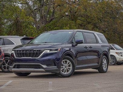 Certified 2024 Kia Carnival LX