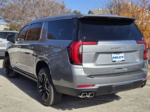 New 2026 GMC Yukon XL Denali w/ Denali Reserve Package image 3