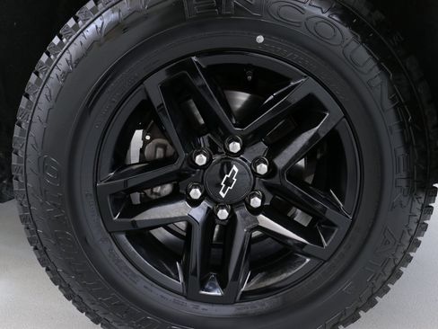 Used 2020 Chevrolet Silverado 1500 Custom Trail Boss w/ Custom Convenience Package image 30