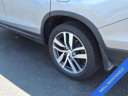 Used 2018 Honda Pilot Touring image 23
