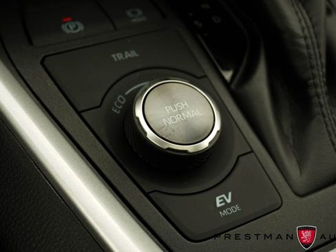 Used 2024 Toyota RAV4 Limited AWD/4WD image 36