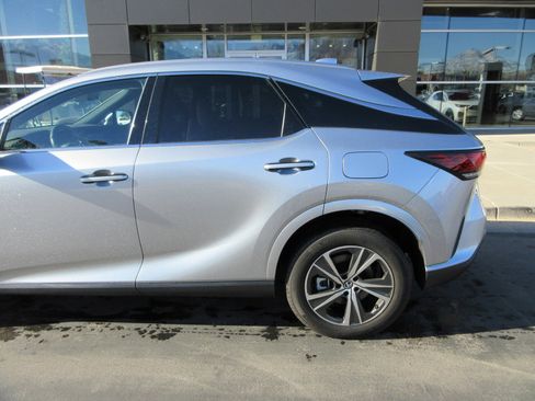 Used 2023 Lexus RX 350 image 4